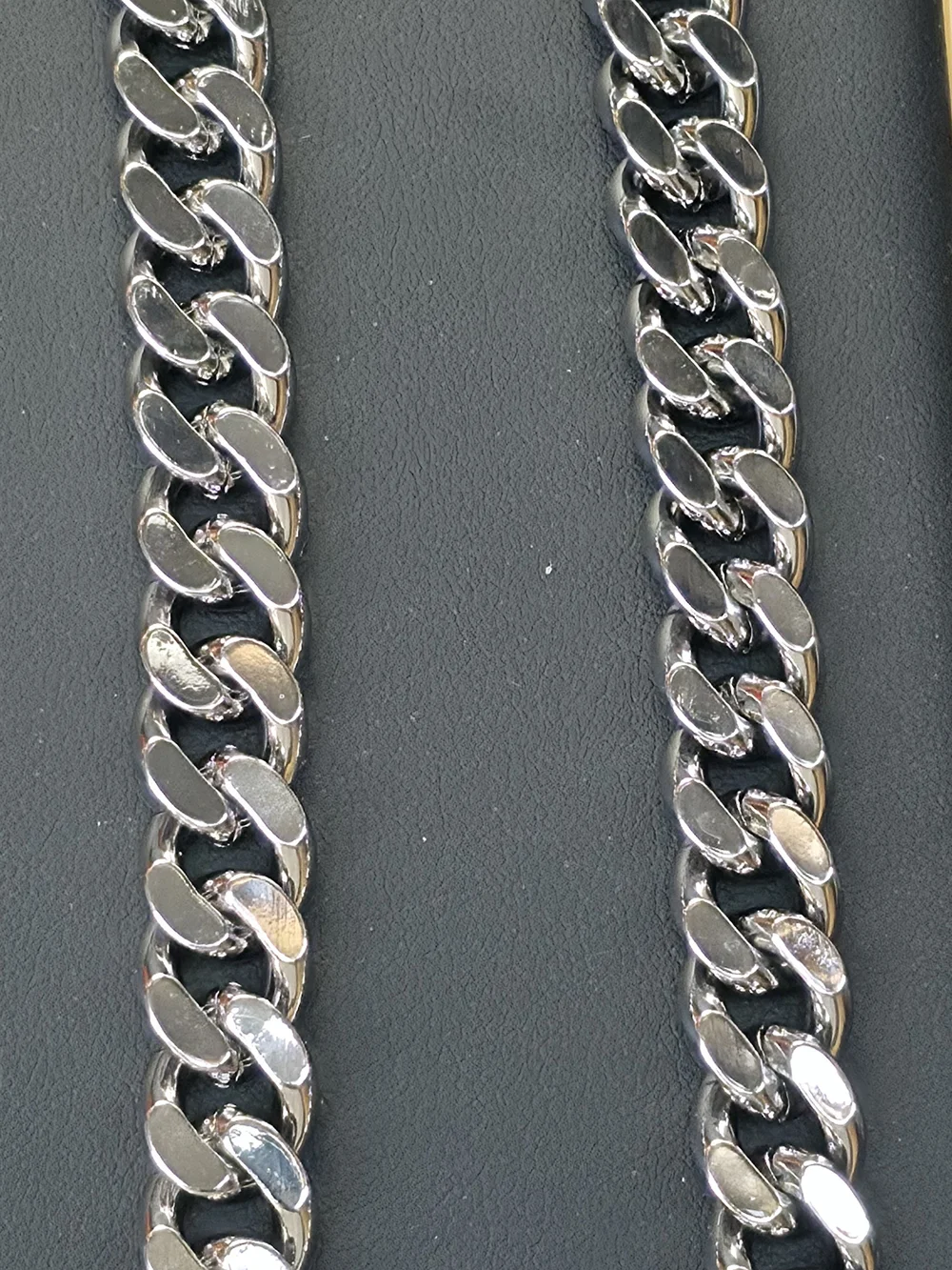 Gucci Interlocking G Gourmette/Cuban Link Chain
